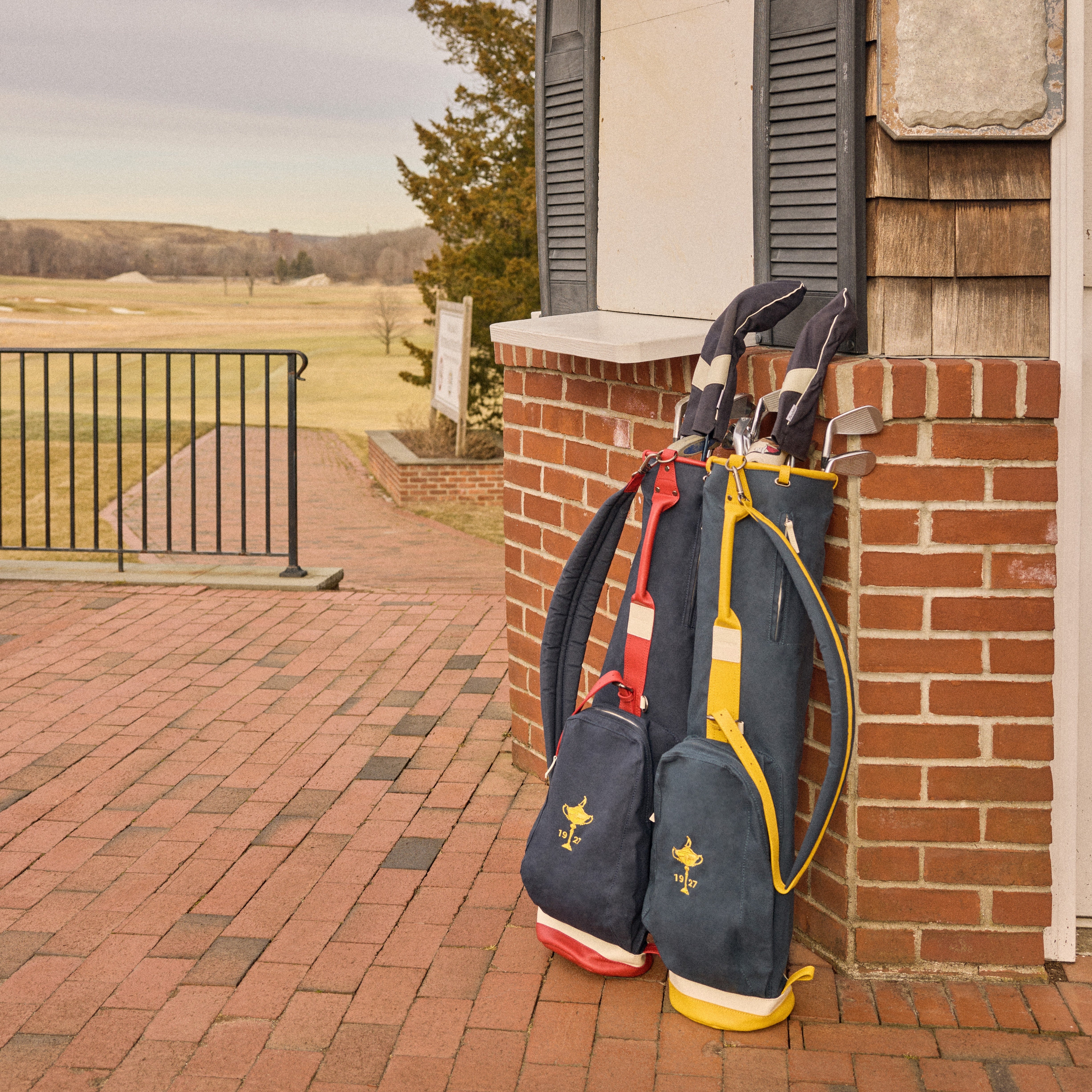 送料無料.美品RYDER CUP & AXEL ブラウンゴルフバッグセット 送料無料.美品RYDER CUP & AXEL ブラウンゴルフバッグセット